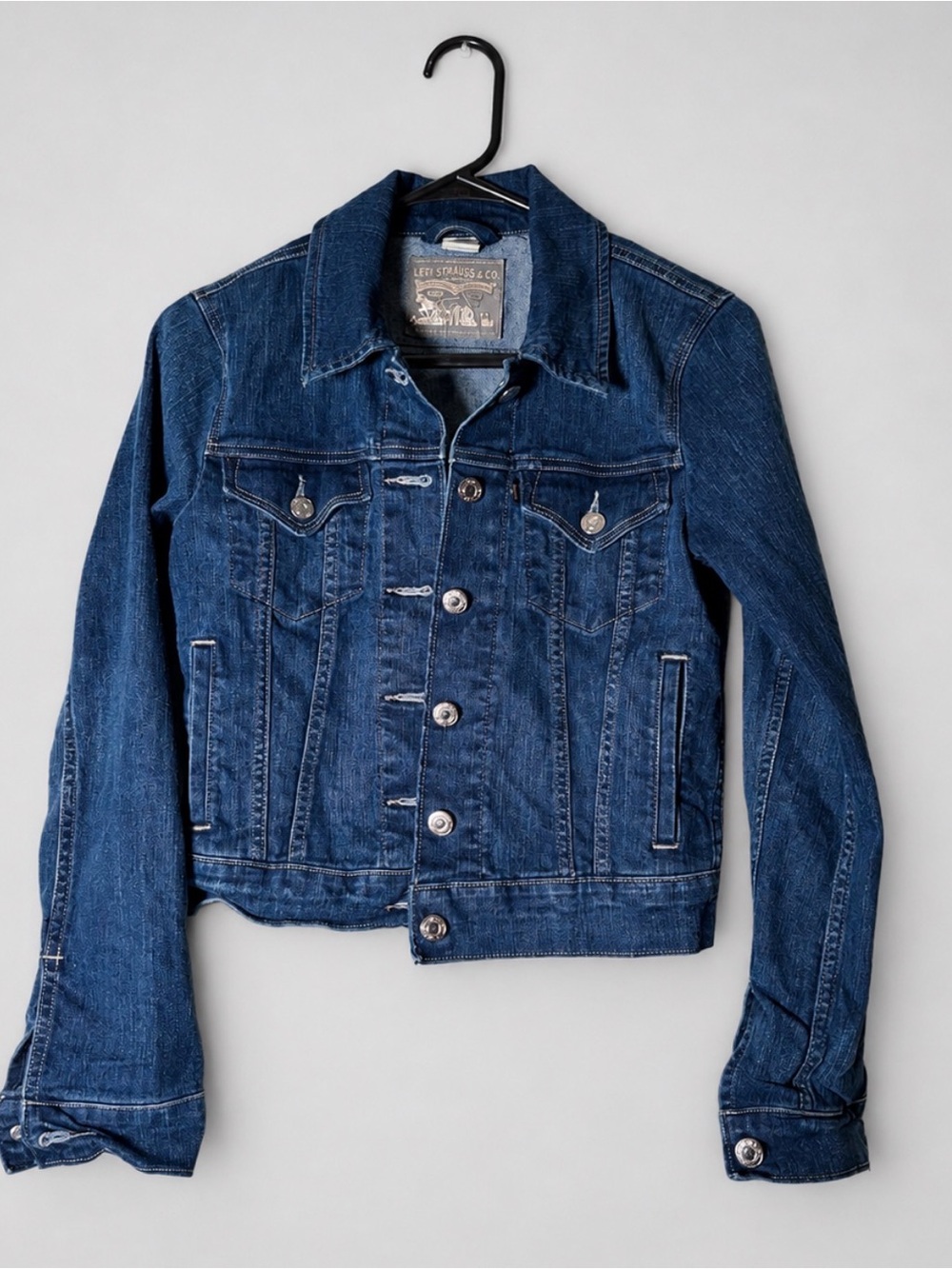 Levi’s Women’s XS Dark Wash Denim Trucker Jacket